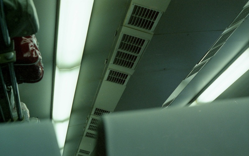 新幹線車内(0系)